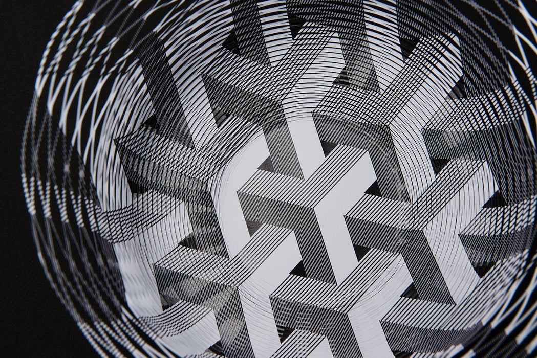 AIRVASE | Black&White pattern 2