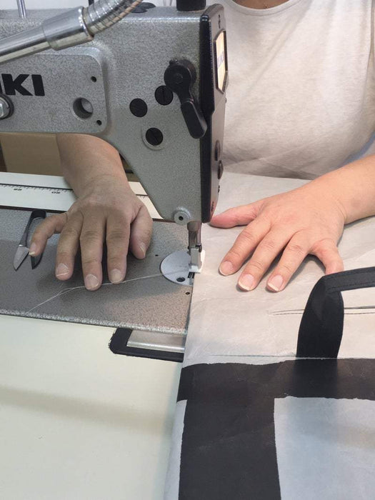 SIWA FLAT bag M  | SAMIRO YUNOKI